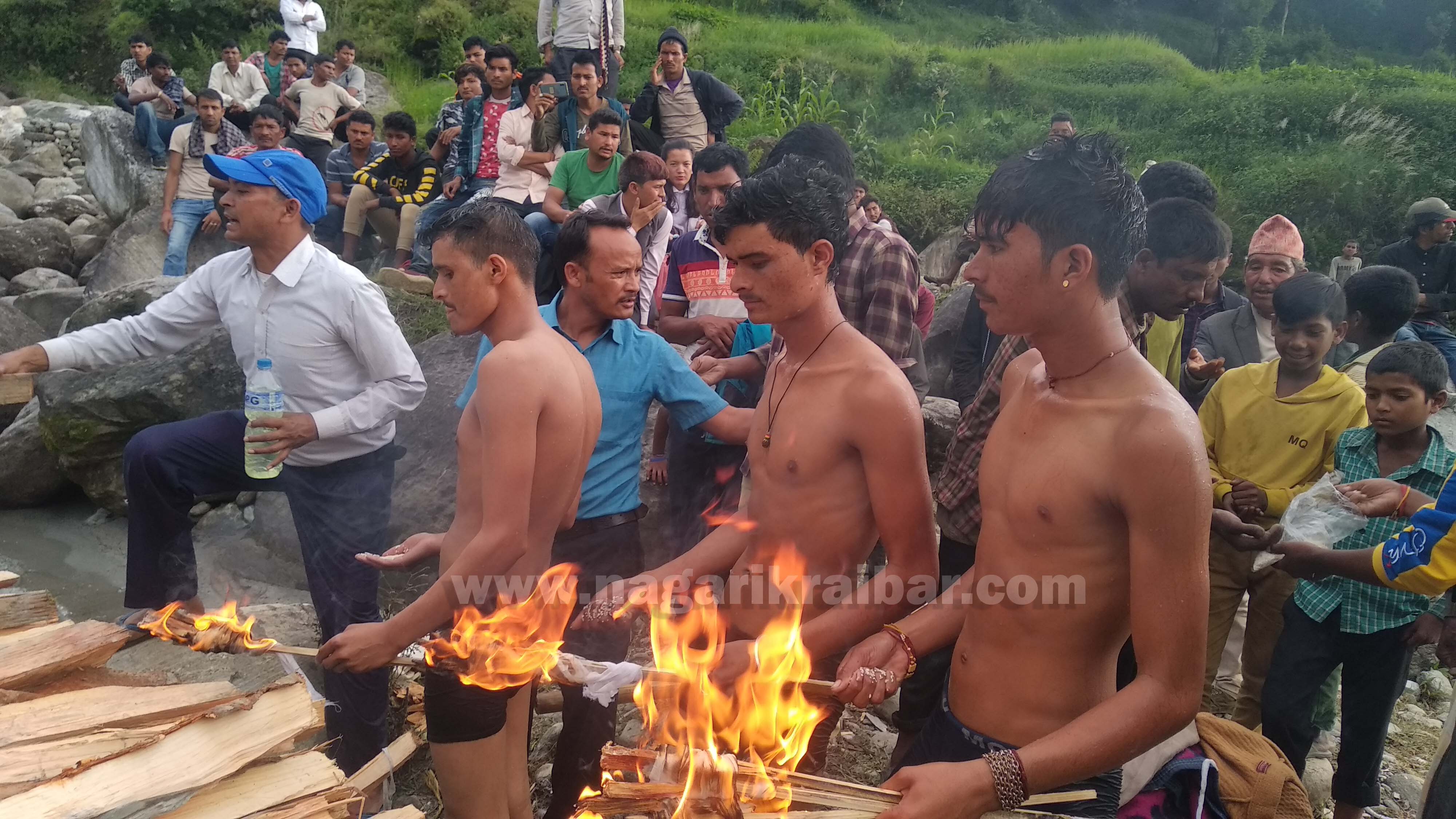 बसन्ती नेपालीको अन्तिम दाहसंस्कार यसरी गरियो (फोटोफिचर)