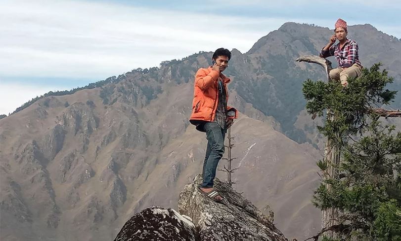 फोन गर्न रुख चढ्नुपर्ने बाध्यता