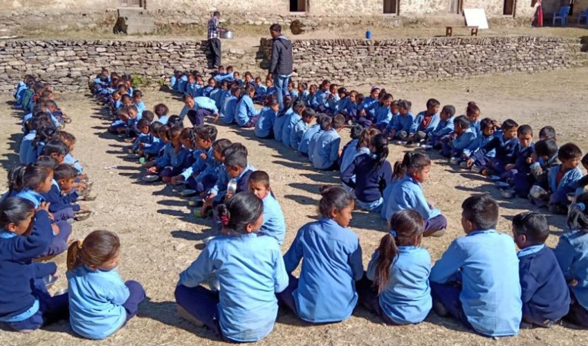 दिवा खाजाले विद्यार्थीको सङ्ख्यामा वृद्धि