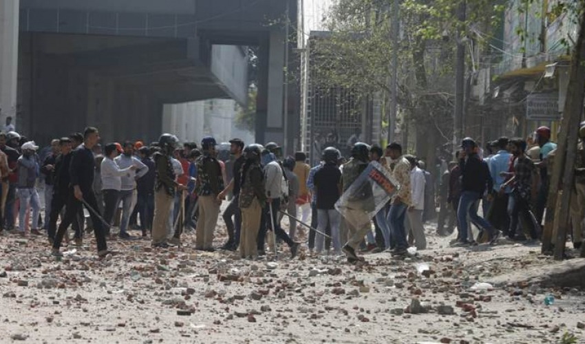 दिल्लीमा भिडन्त :पाँच जनाको मृत्यु