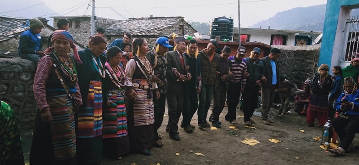 बाजुरामा ल्होसार पर्वको राैनक (तस्वीरसहित)