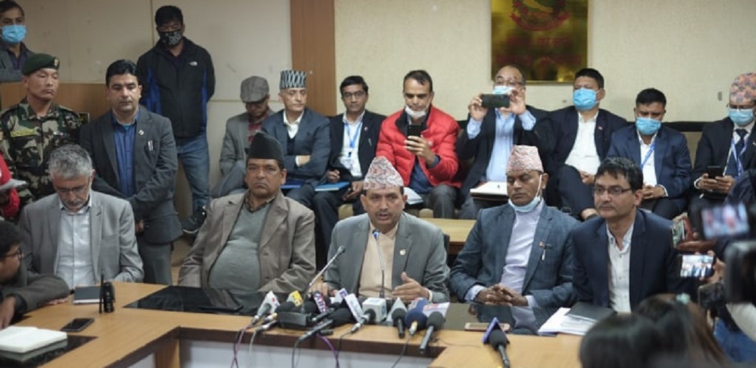 काठमाडौंमा कोरोना संक्रमित महिलासँगै आएकाहरुको खोजी गरिँदै