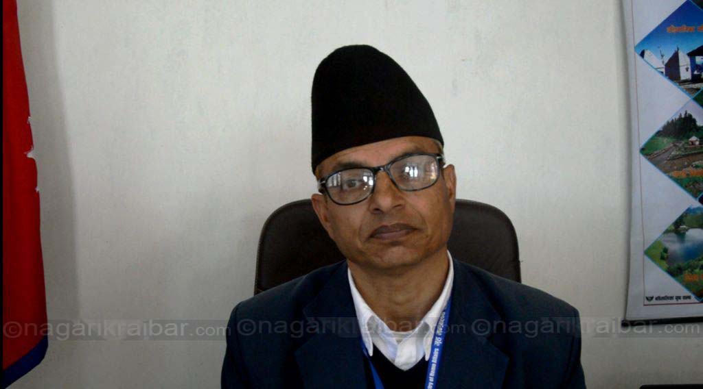 बाजुराबाट प्रजिअ न्यौपानेको सरुवा, कृष्णप्रसाद गैरे आउने