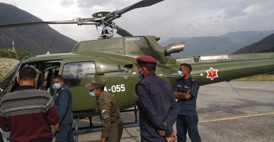 बाजुराको कोल्टीबाट २ जना गर्भवती महिलाको हवाई उद्धार