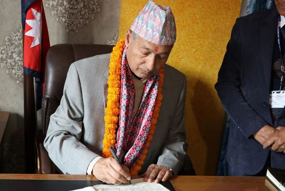 राष्ट्रपतिद्वारा युवराज खतिवडालाई अमेरिकाको राजदूतमा नियुक्त