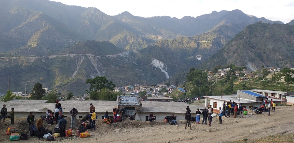 बाजुरामा मंगलबार मात्रै २७४ जना जिल्ला भित्रिए