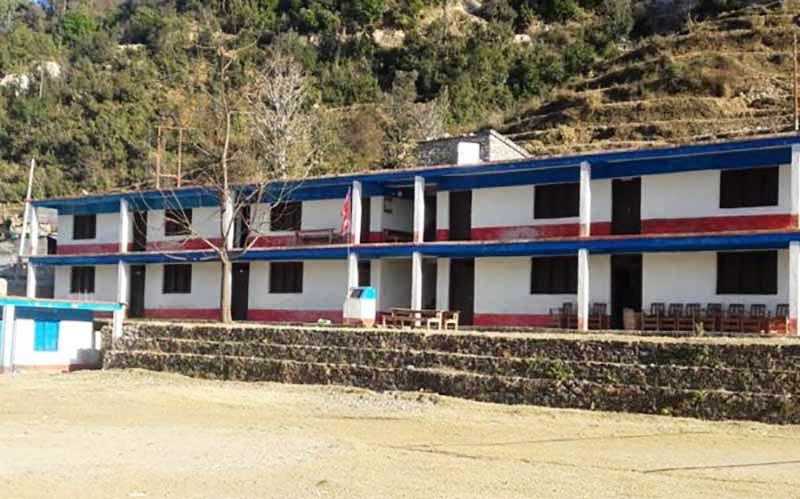 जिल्ला बाहिरबाट आएकालाई बाजुरा क्याम्पसको क्वारेन्टाइनमा राखियो