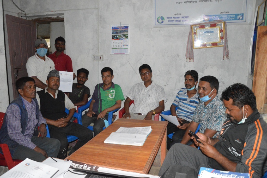 मानव वस्तीबाट क्वारेन्टाईन टाढा हटाउन स्थानीयको माग