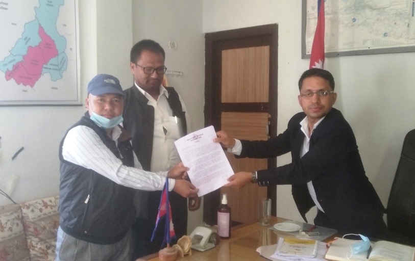 बैंक तथा वित्तिय संस्थालाई व्याज मिनाह गर्न नेकपा बाजुराको माग