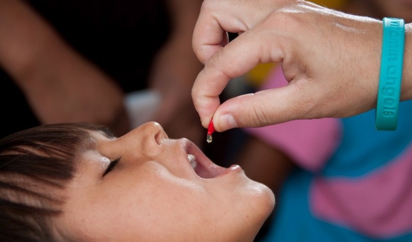 असार २२ र २३ गते बालबालिकालाई भिटामिन ए खुवाइँदै