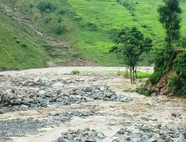 बाजुरामा बाढी पहिरोको वितण्डाः करोडौं नोक्सानी, दर्जनौं बस्ती विस्थापित