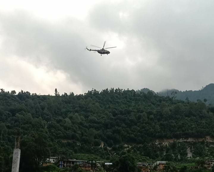 घाइतेको उद्दारका लागि आएको हेलिकप्टर अवतरण हुन नसकेपछी फिर्ता