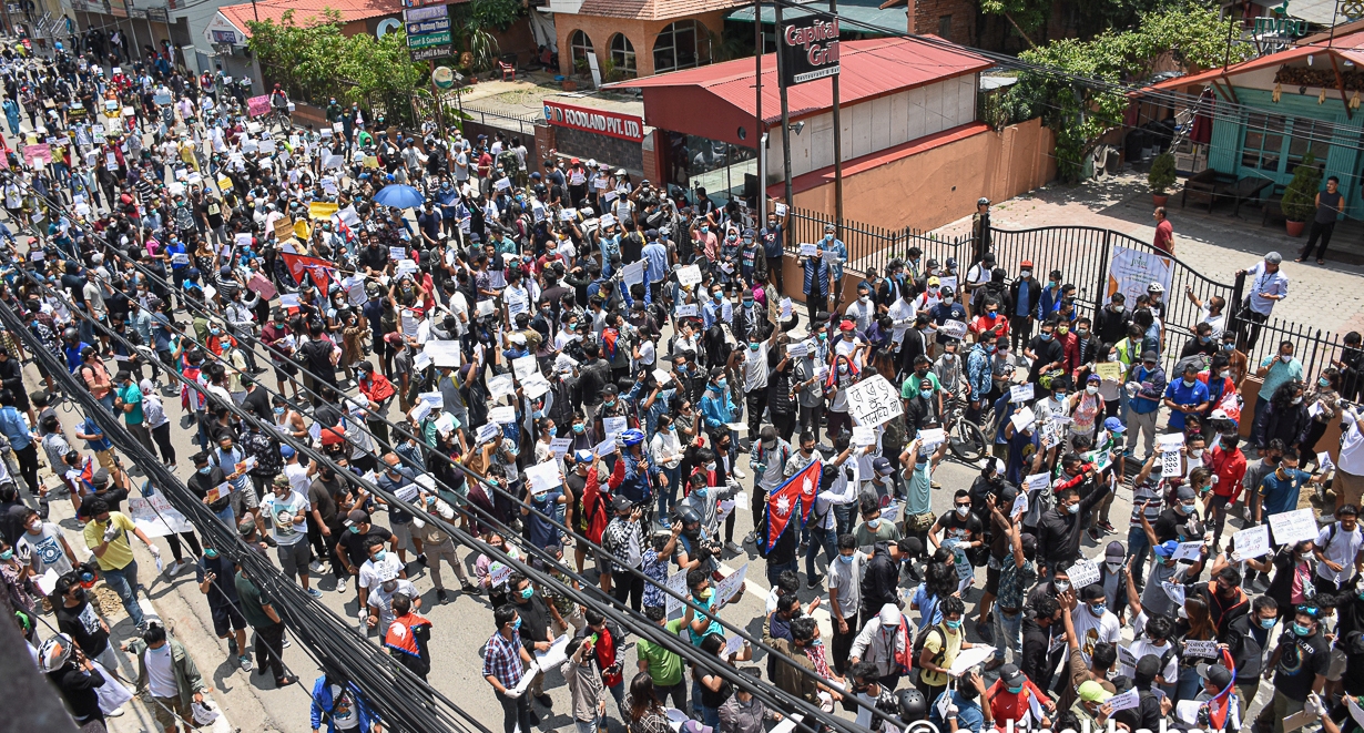 लकडाउन : यता पनि आन्दोलन, उता पनि आन्दोलन