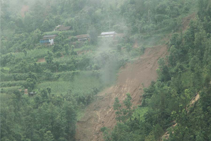 इलाम बाढीपहिरोमा मृत्यु हनेको संख्या ३९ पुग्यो