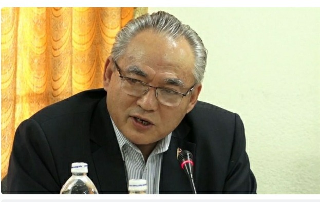 बाढीपीडितलाई राहत बोकेर गृहमन्त्रीसहितको टोली अछाम प्रस्थान