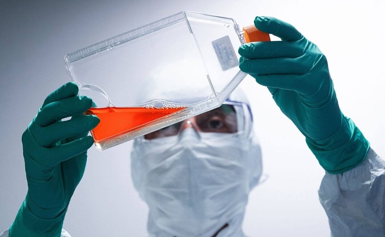 कोरोनाविरुद्ध खोप बनाउन अर्बौं डलरको दौड