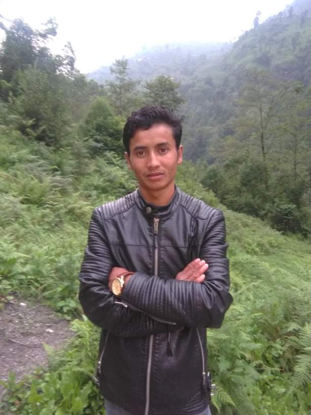 जन्म दिनको अवसरमा बहादुर सिंह धामीद्धारा खप्तड मालिका युवा सञ्जाललाई सहयोग