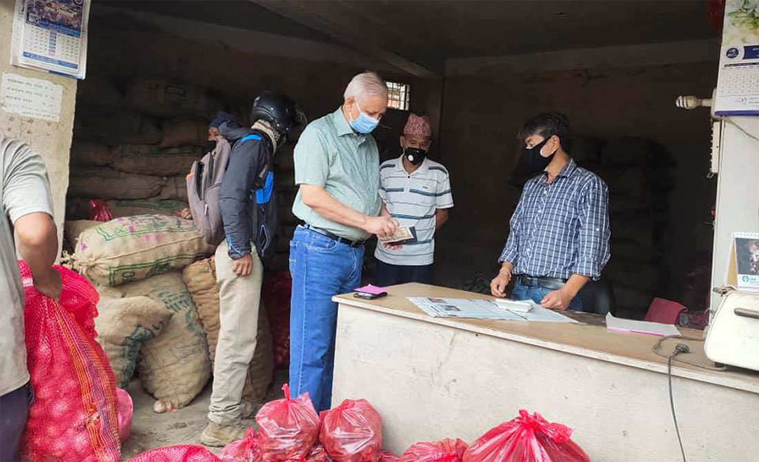 जब मन्त्री नै प्याजमा ठगिए…