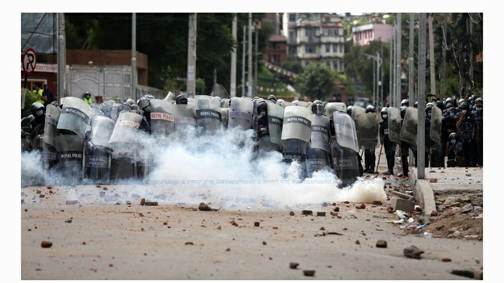 ललितपुरमा शुक्रबार बिहानदेखि कर्फ्यू, आदेश उल्लंघन गरे गोली हान्‍ने