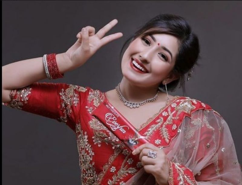 आलोचकलाई आँचलको ‘लभ यू’