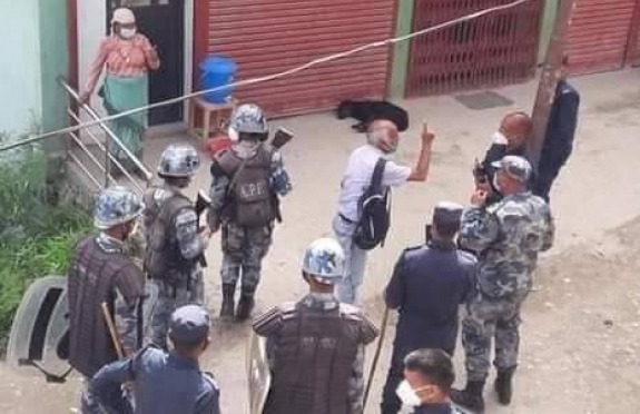 डा. केसीलाई औषधि किन्न अवरोध