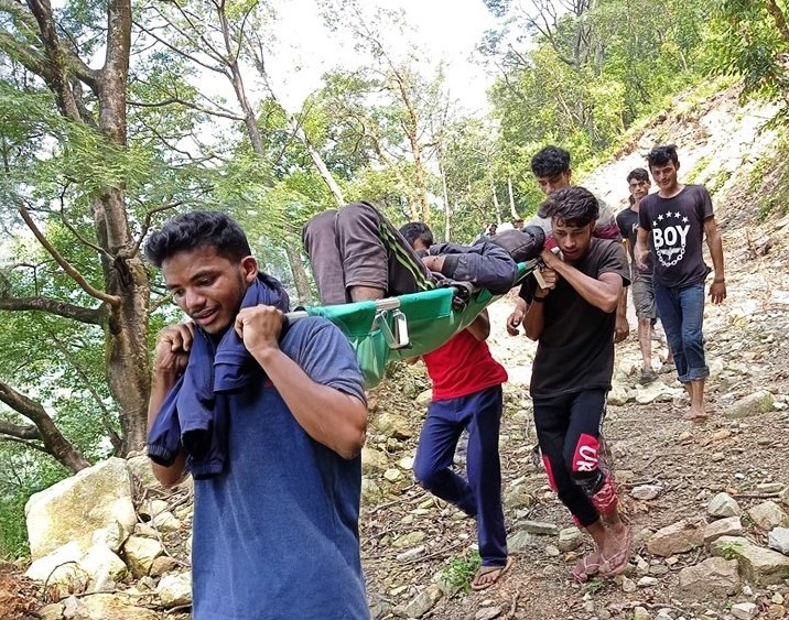 रुखबाट लडेर मनामा एक जना घाईते