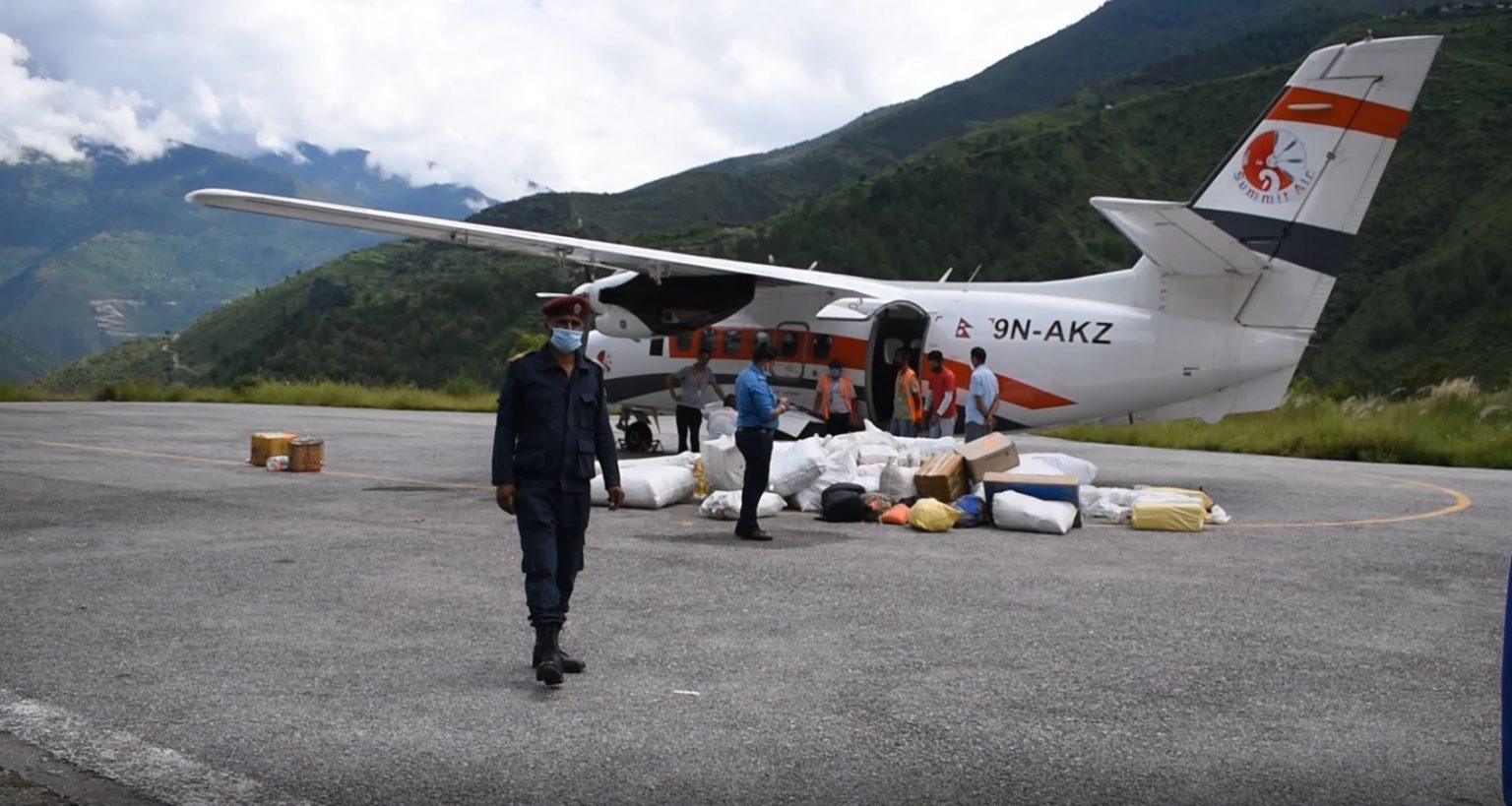 खाद्य संकटको बेला जहाज चार्टर गरेर मदिरा ढुवानी