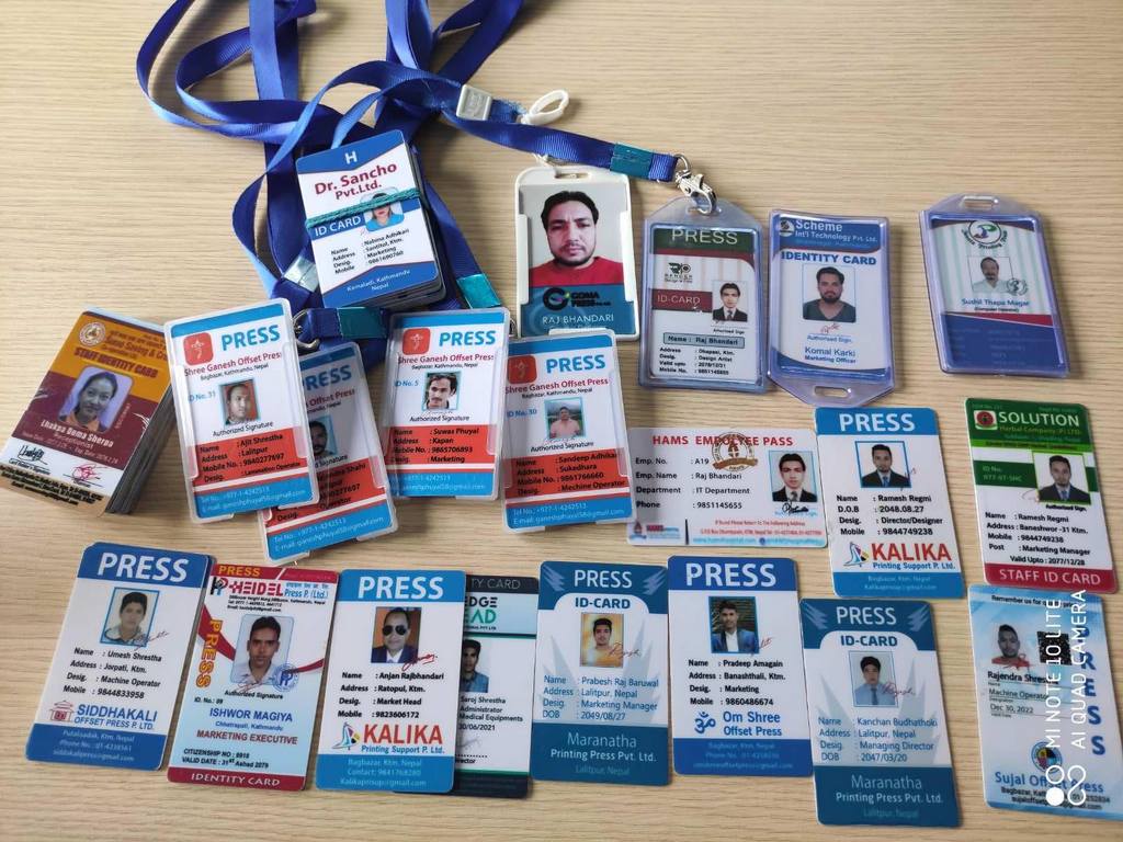 स्वास्थ्यकर्मीदेखि पत्रकारसम्मको नक्कली परिचयपत्र बनाउने धन्दा : एउटा कार्डको ५०० रुपैयाँ !