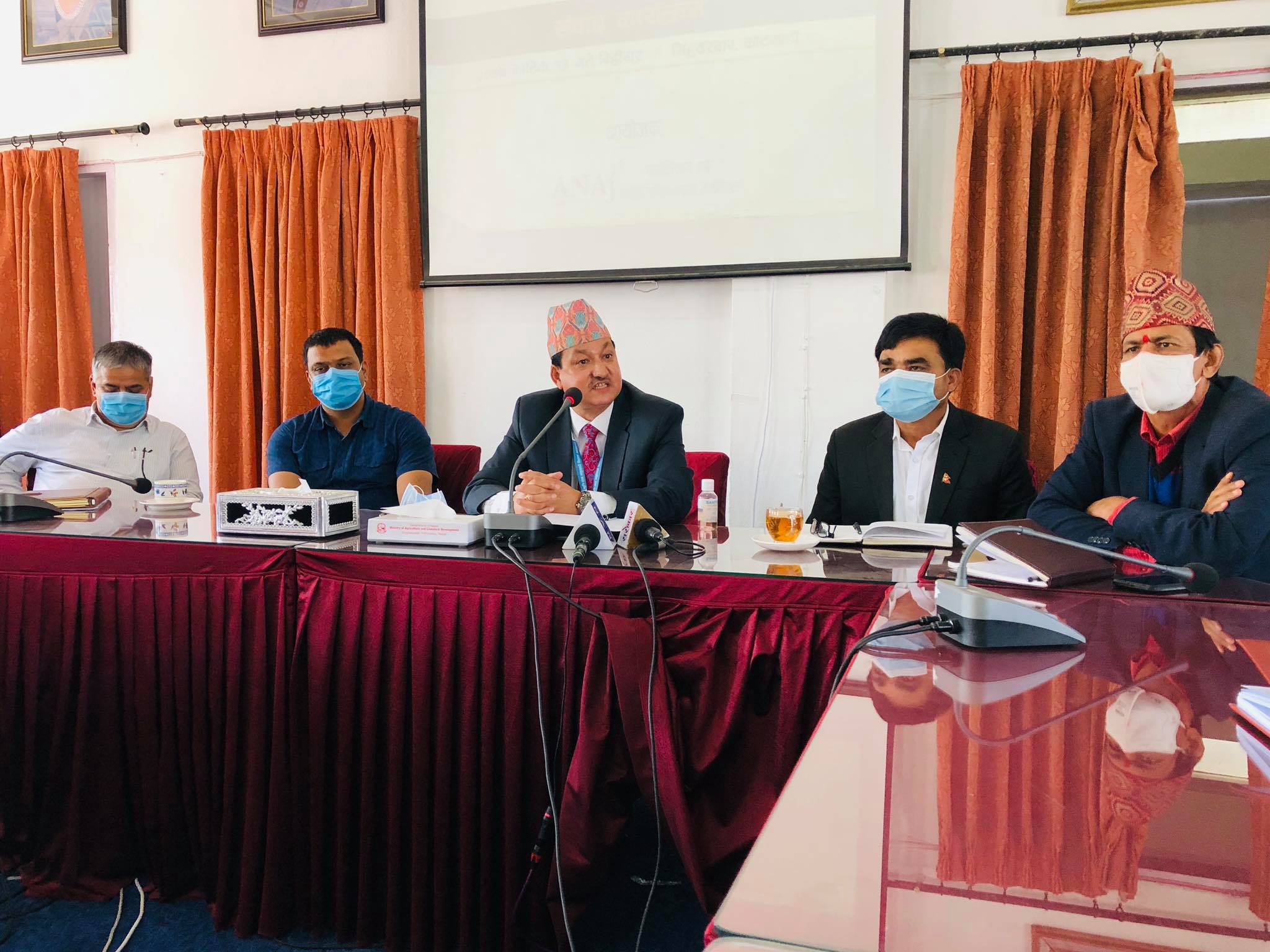 धानको न्यूनतम समर्थन मूल्य तोकेपनि किसानहरु सस्तो मूल्यमा बेच्न बाध्य