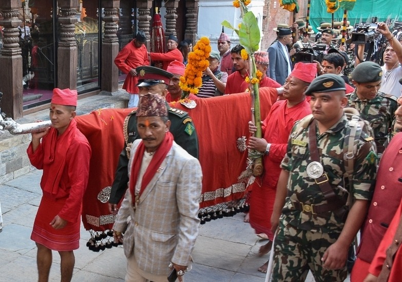 आज फूलपाती भित्र्याइँदै, काठमाडौंमा हुने छैन तामझाम