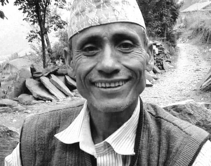 मानाकोट माविका प्रधानाध्यापक रावतको धनगढीमा निधन