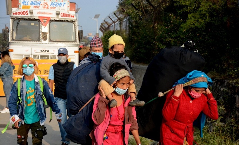 विपन्न नागरिक भन्छन् : दशैँ कसरी टार्ने ?