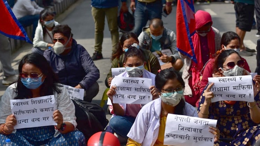 ‘डा. केसीको आवाज कहिले सुन्छौ सरकार ?’