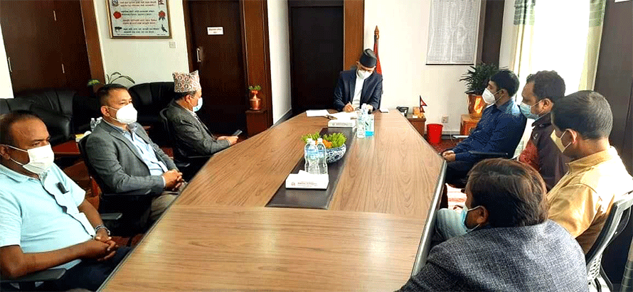 जागिर गुमाएका पत्रकारलाई लेखनवृत्ति दिन सरकारसँग माग