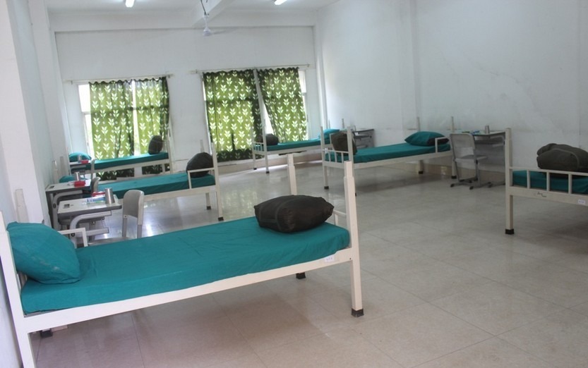 आइसोलेसन केन्द्र रित्तियो, सङ्क्रमित घर-घरमा