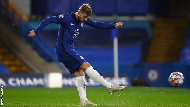 चेल्सीको अपराजित यात्रा कायम, युनाइटेड पराजित