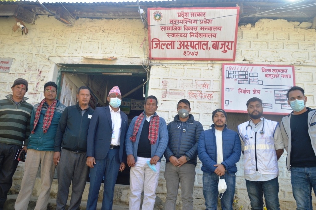 प्रदेश सरकार मातहतका सरकारी कार्यालयको सांसद रेग्मीद्धारा अनुगमन