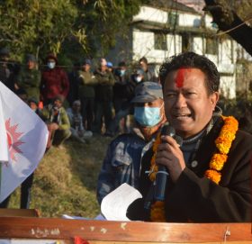 एमाले छाडेका प्रकाश शाह बने नेकपाबाट प्रतिनिधि सभाकाे उम्मेदवार