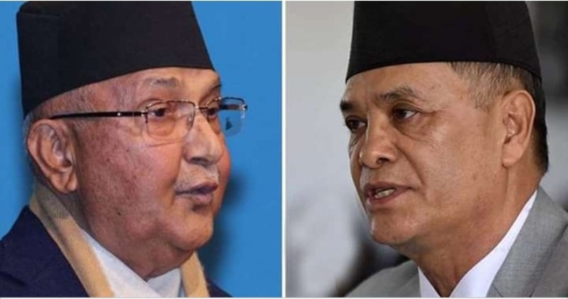 अन्तरिम आदेश दिन अस्वीकार गरेका प्रधानन्यायाधीश केहीबेरमै प्रधानमन्त्रीसँग एउटै मञ्चमा