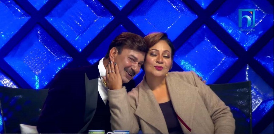 भुवन केसीसँग गौरी मल्लको मजाकः ‘तँ रोमान्स किङ रे ?’