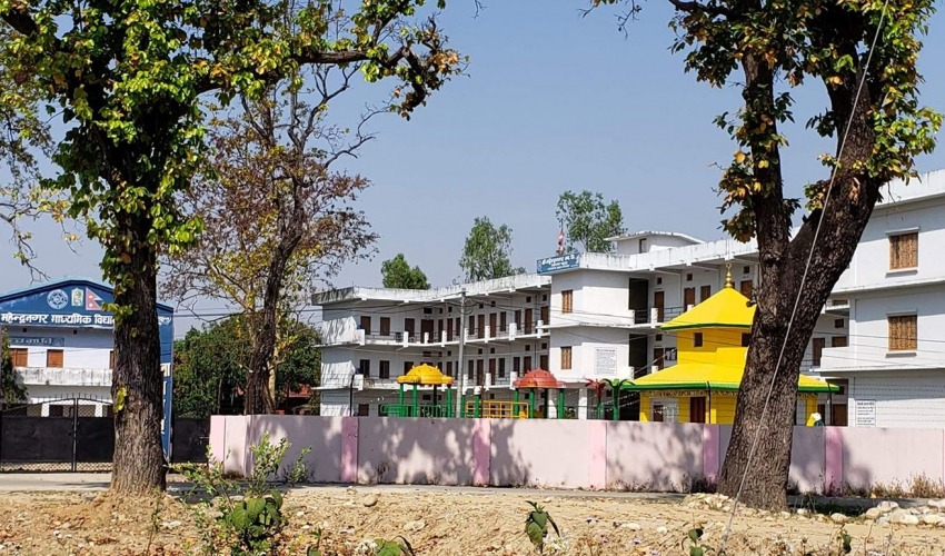 कञ्चनपुरमा विद्यालय खुलेको ६ दिनमै बन्द