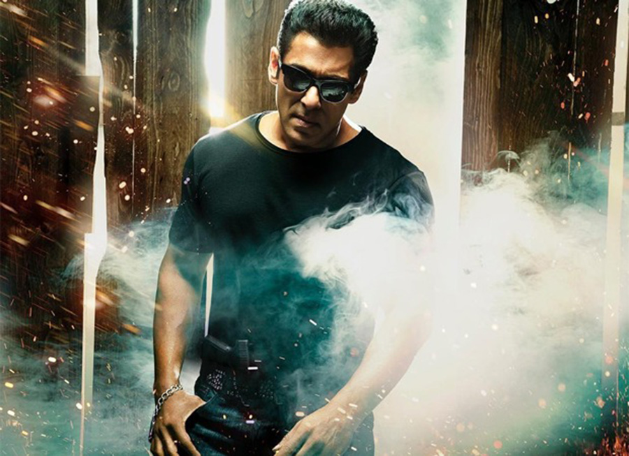 बलिउडमा सलमानको ३३ वर्ष पुरा