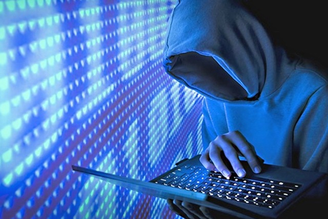 प्रधानमन्त्री ओलीसँग अब ‘साइबर सेना’