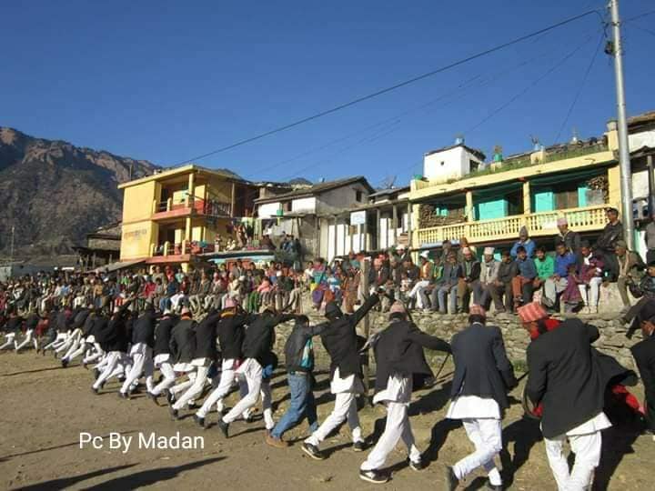 बाजुरामा भुवा पर्वको रौनक खासै देखिएन्
