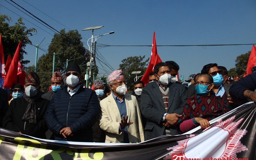 प्रचण्ड र माधव नेपाल पुन: निर्वाचन आयोगमा