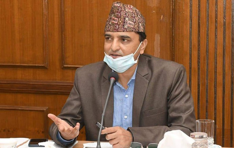 आजकल विद्वानमाथि कारबाही हुन्छ, मूर्ख र भ्रष्ट पुरस्कृत हुन्छन् : याेगेश भट्टराई