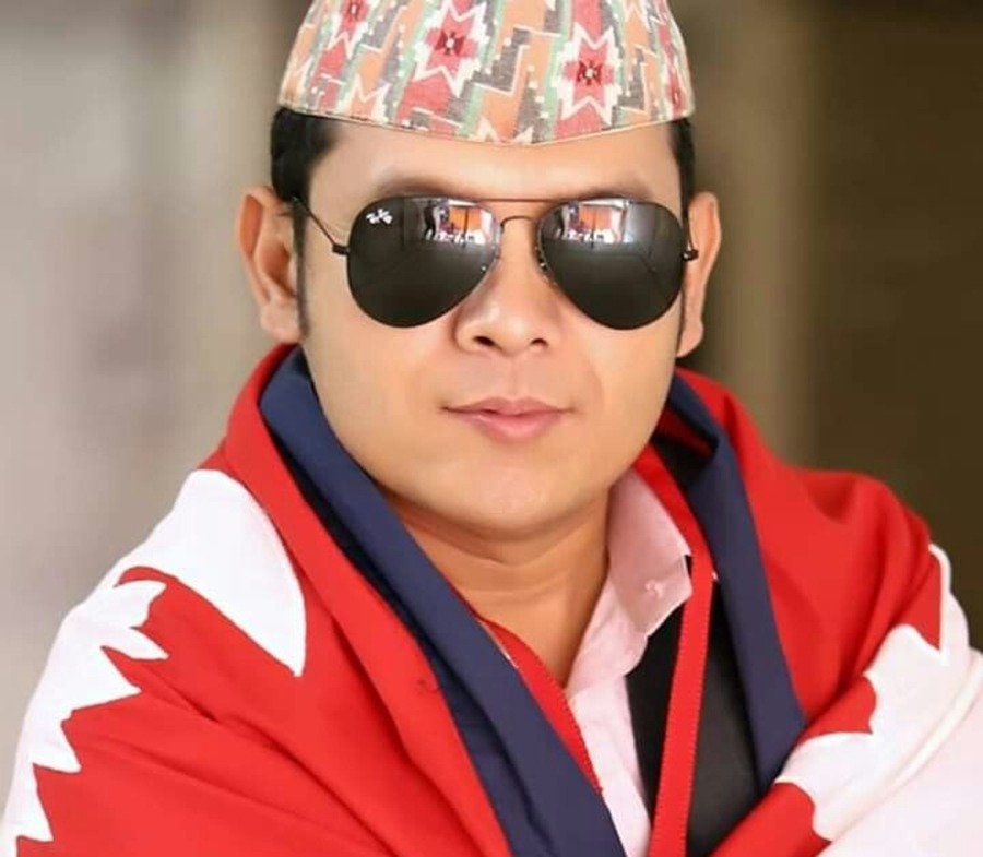 अहिले डरै–डरमा गीत निकाल्नुपर्छः बद्री पंगेनी