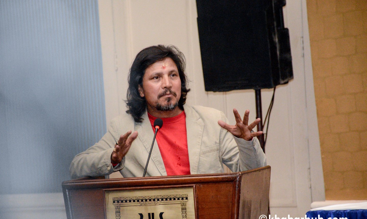 चलचित्रमा सबैजना विद्यार्थी नै हुन्छन्, शिक्षक कोही हुँदैनन्: दीपकराज गिरी