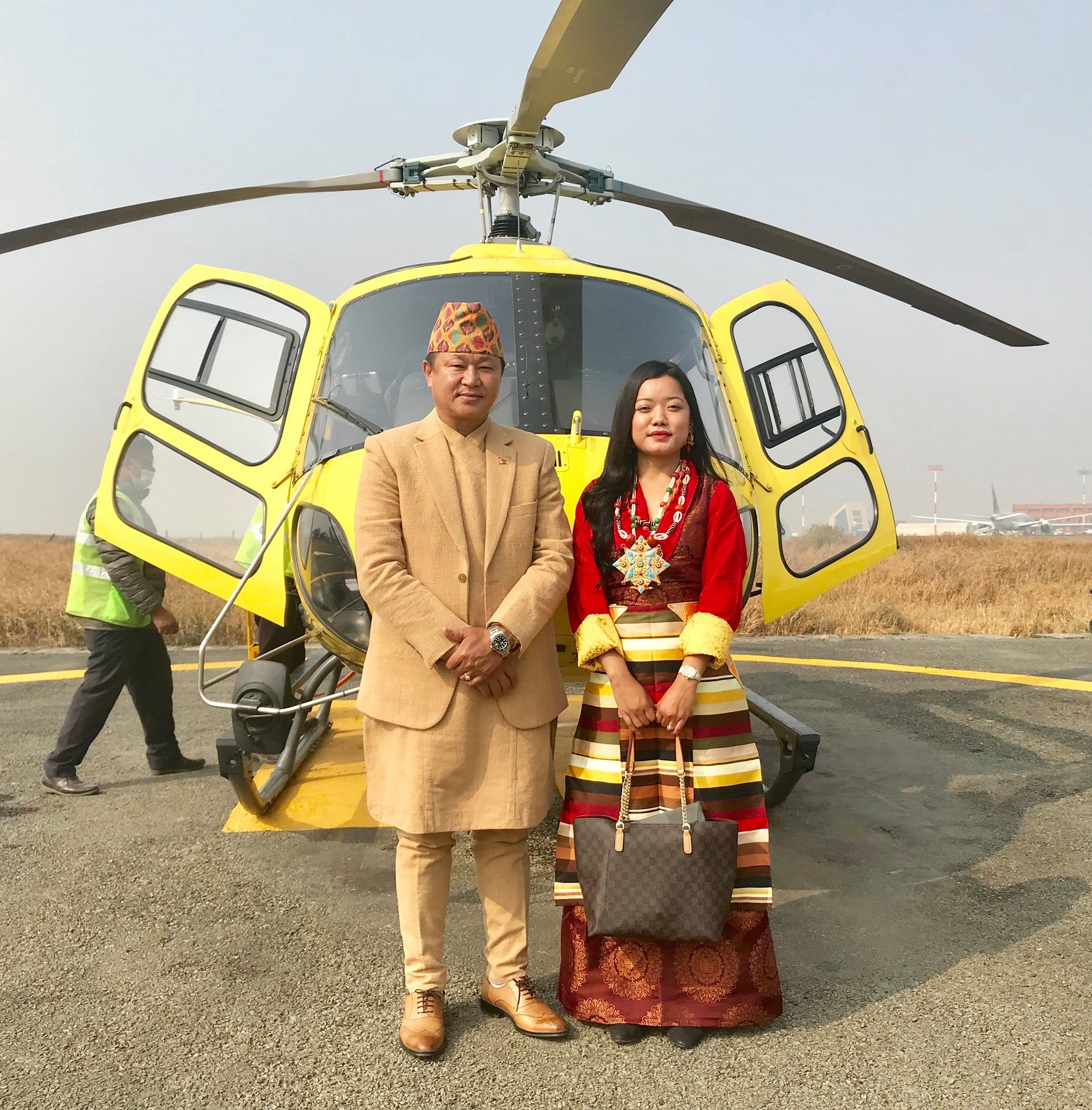 हेलिकप्टर चार्टर गरेर शेरधन राई गए ससुराली