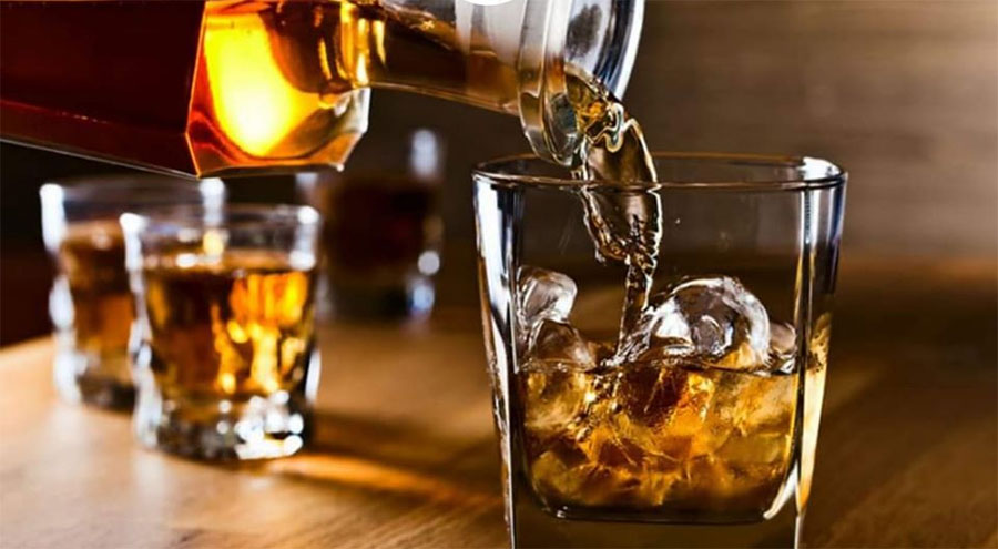 बैतडीमा मदिरा बेचबिखनमा प्रतिबन्ध